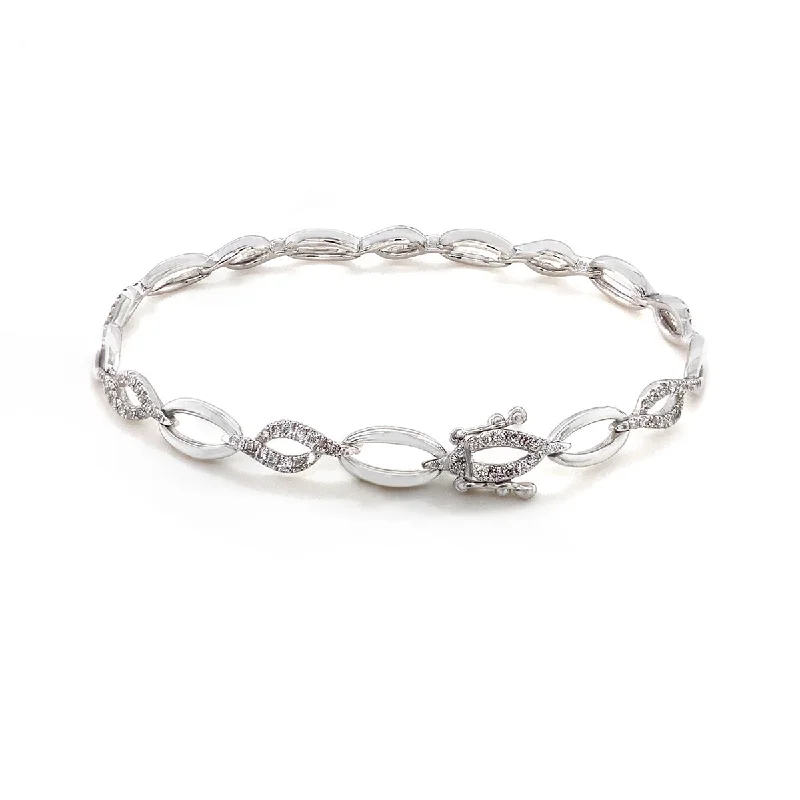 women’s stretchy bangles -9K White Gold Diamond Set Oval Link Bracelet