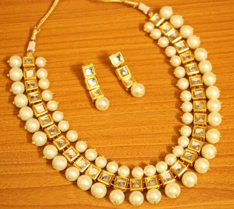 sterling silver necklaces for women -Kundan Meenakari Pearl Necklace Set