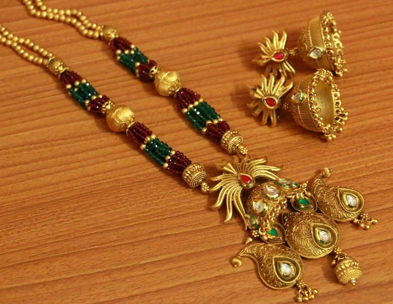 sterling silver necklaces for women -Matt Finish Kundan Look Multicolour Necklace Set