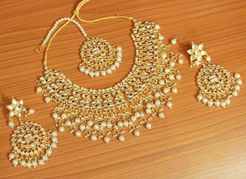 wedding gift necklaces for women -Kundan Polki Look Semi Bridal Necklace Set