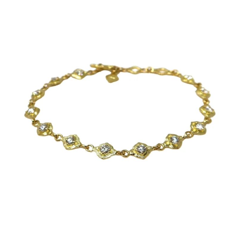 stylish bangles for women -18K Gold Scroll Chain Diamond Bracelet